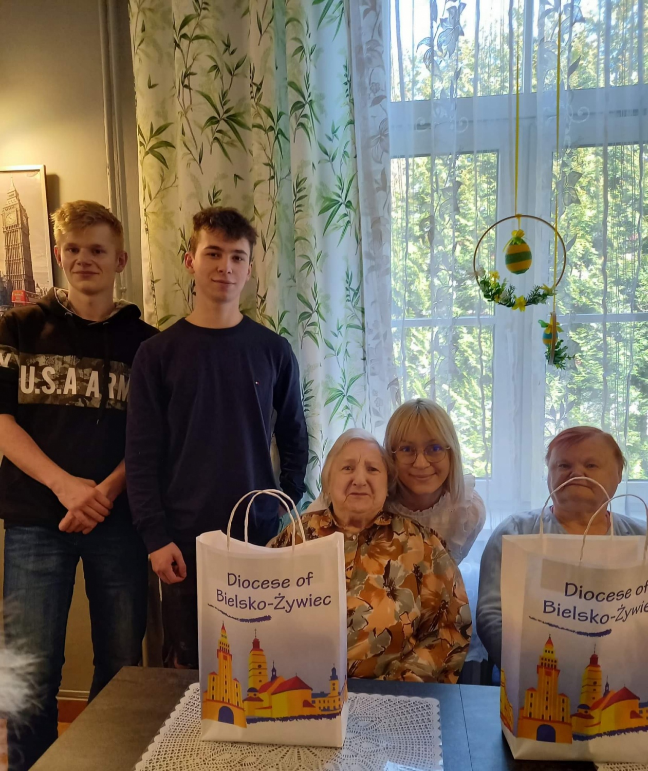 foto:PRZEDŚWIĄTECZNE SPOTKANIE Z MŁODZIEŻĄ