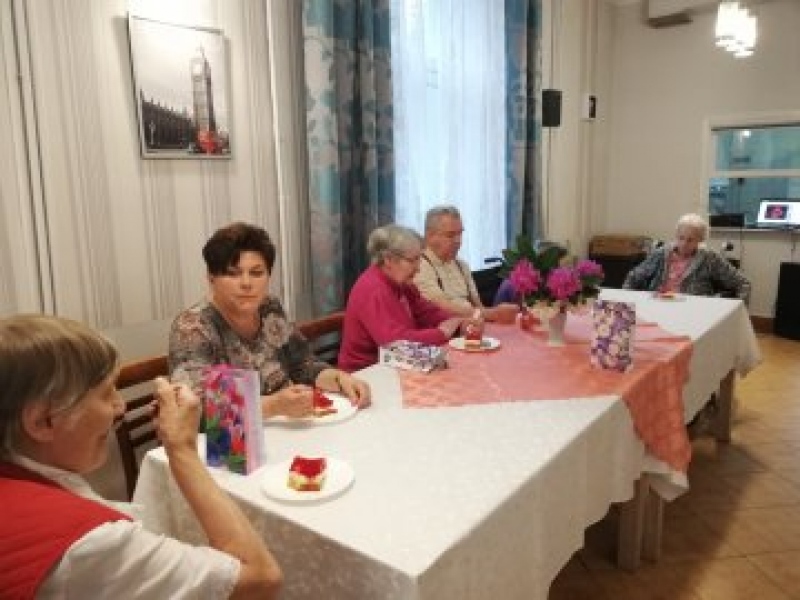 foto: DZIEŃ MATKI I IMIENINY MIESIĄCA