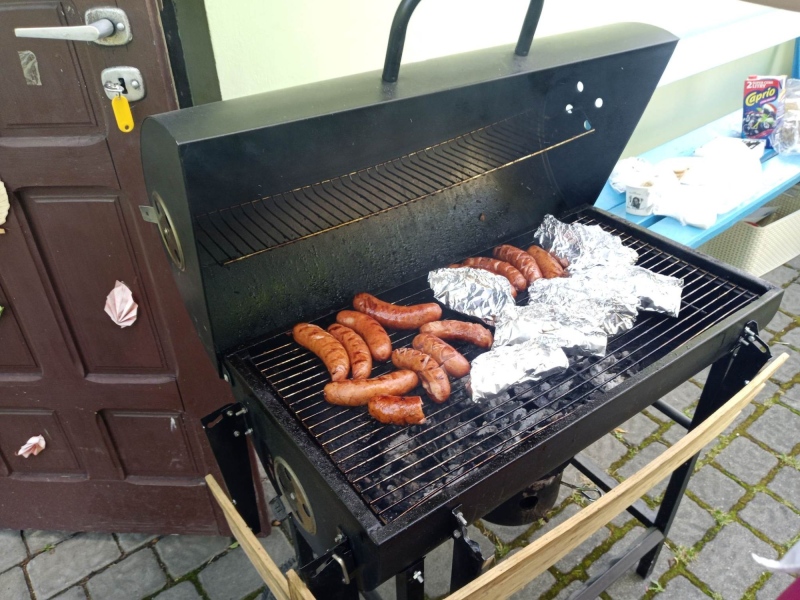 foto: Grill w ogrodzie 2023