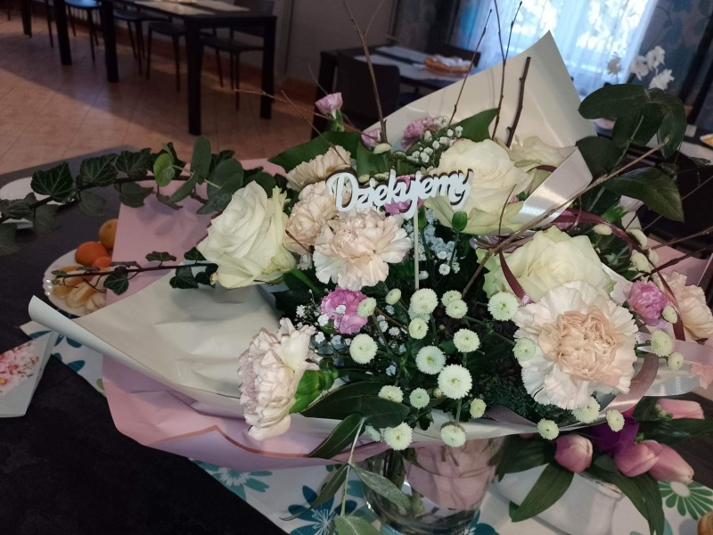 foto: Pożegnanie Pani Dyrektor przez mieszkańców